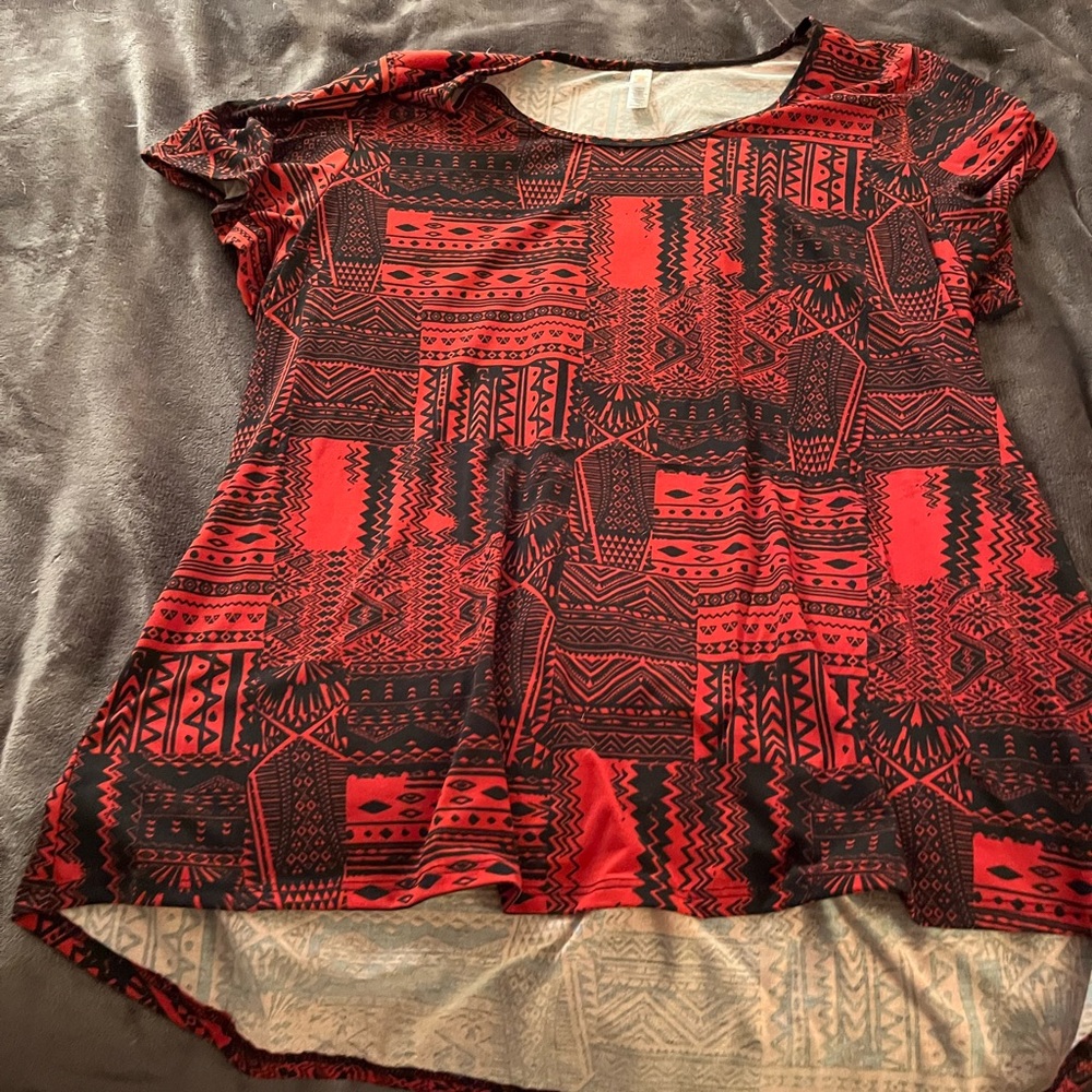 Lularoe shirt